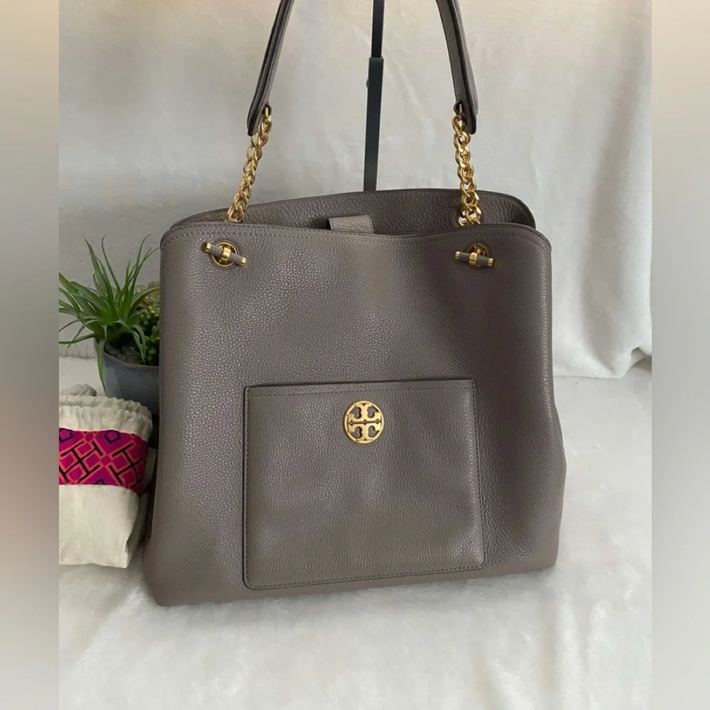 ❤️SALE❤️✨Like New Tory Burch Chelsea Slouchy Leather Tote Bag